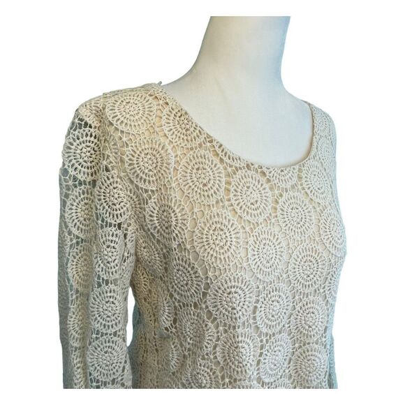 Solitaire Anthropologie Crochet Lace Top Cream Knit Bell Sleeves Full Back Butto - Picture 2 of 9